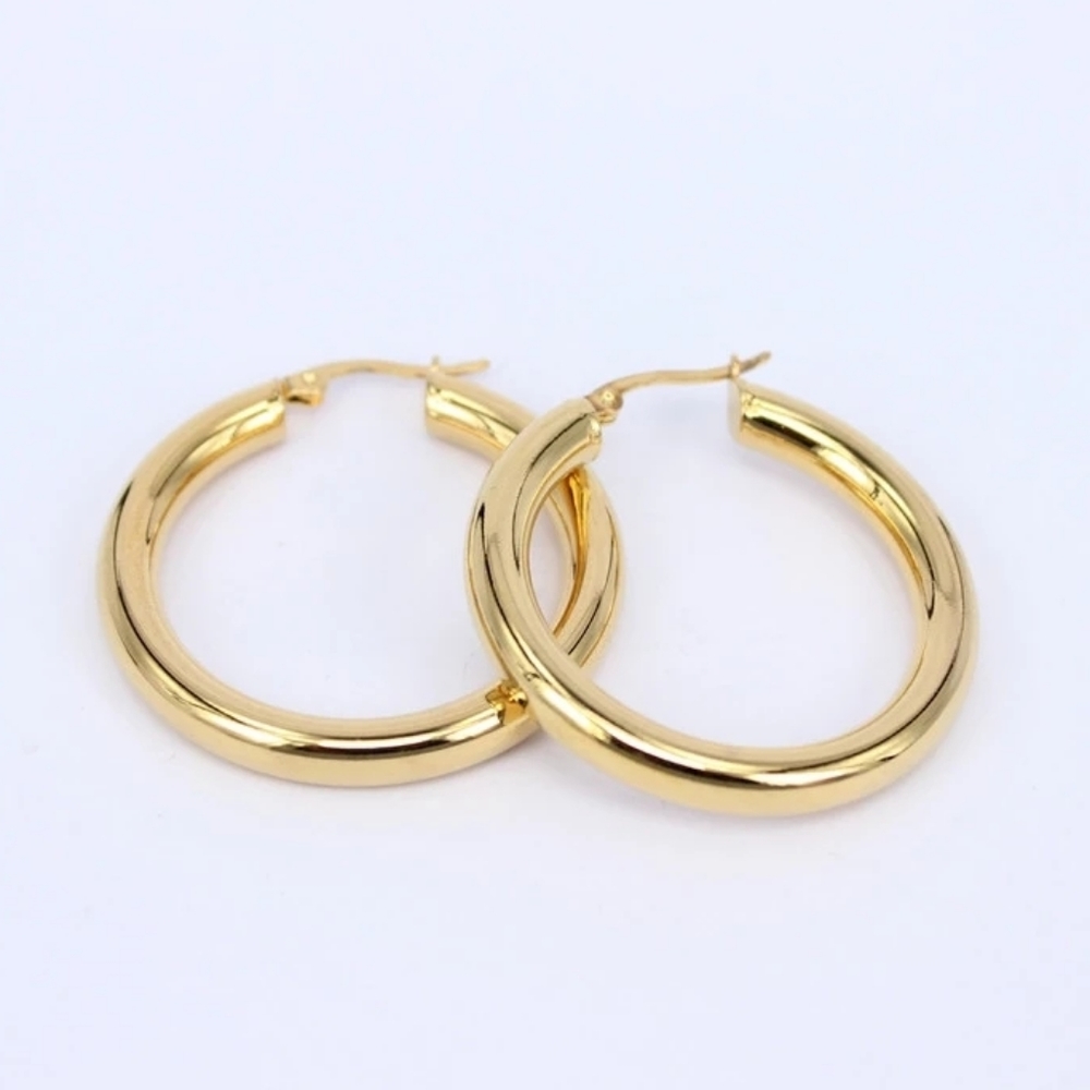 💎NEW💎GOLD TONE HOLLOW HOOP - Picture 6 of 7